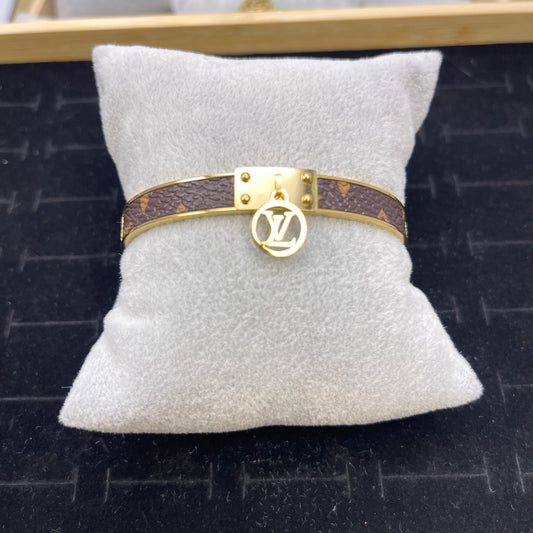 LV style bracelet