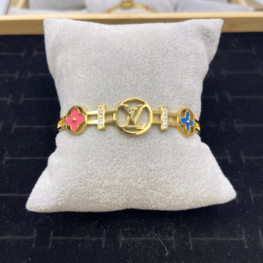 LV style bracelet
